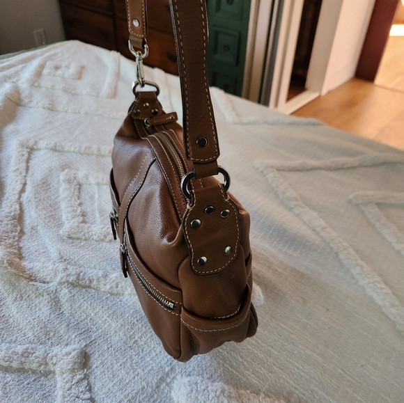 Lucky Brand Leather Purse - Picture 4 of 14